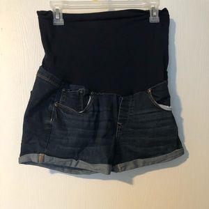 Maternity shorts